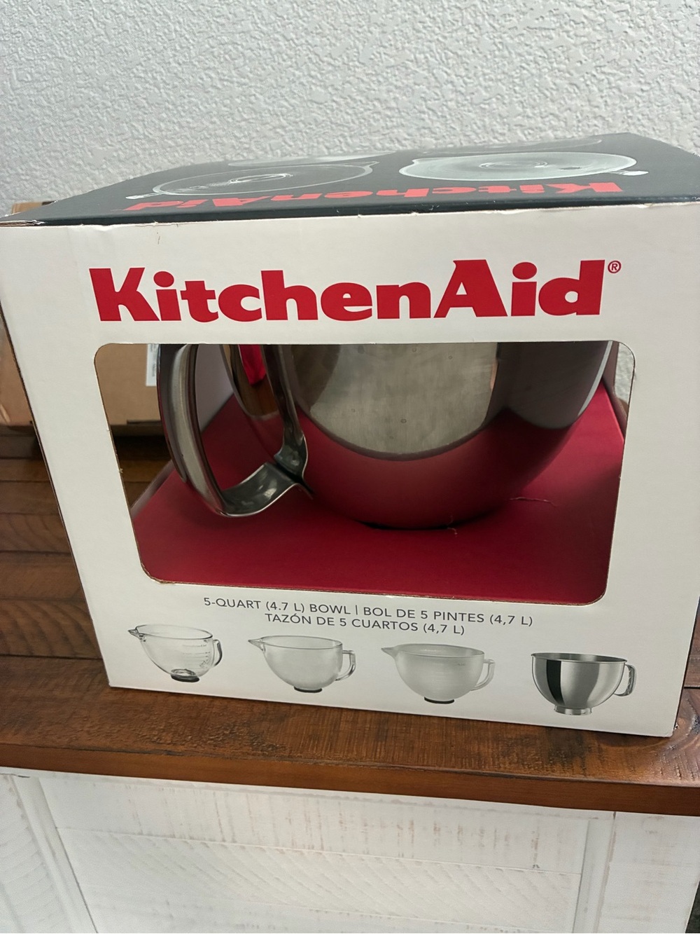 KitchenAid Silver Stainless Steel 5-Quart Mixing Bowl with Handle and Lid